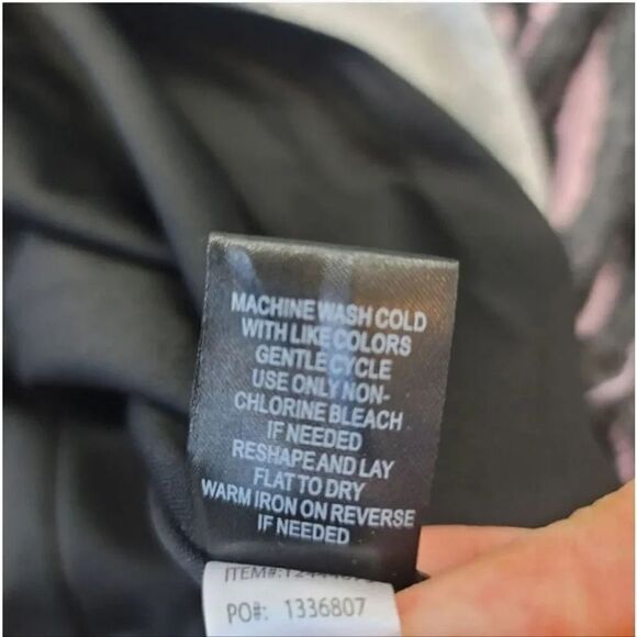 NEW Torrid Zebra Hacci Mock Neck Trapeze Dress in Gray/Pink Size 3 (3X 22-24) - Picture 12 of 13